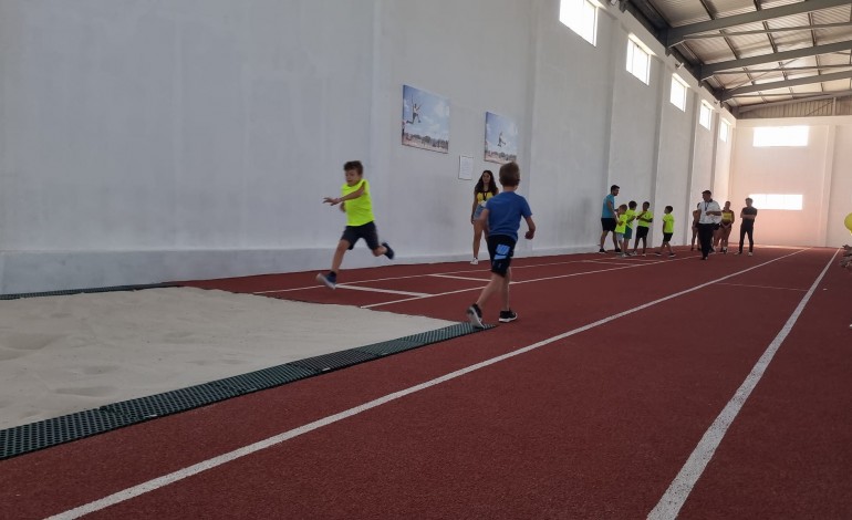 grupo-de-atletismo-da-caranguejeira-inaugura-centro-de-treinos