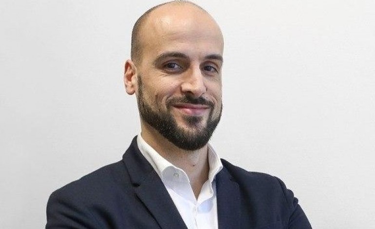 marcos-ramos-e-o-candidato-da-iniciativa-liberal-a-camara-de-porto-de-mos