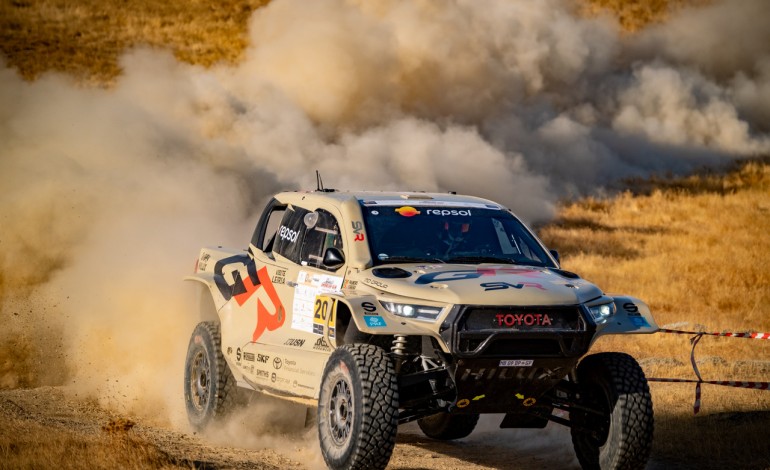 joao-ferreira-vence-baja-sharish