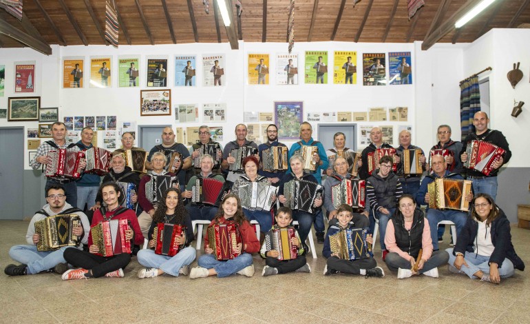 Escola integra alunos “dos 8 aos 80 anos”, oriundos de vários concelhos dos distritos de Leiria e de Santarém