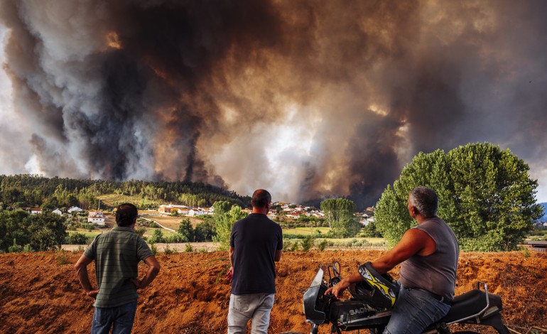 autoridades-admitem-fogo-posto-nos-incendios-na-zona-da-caranguejeira