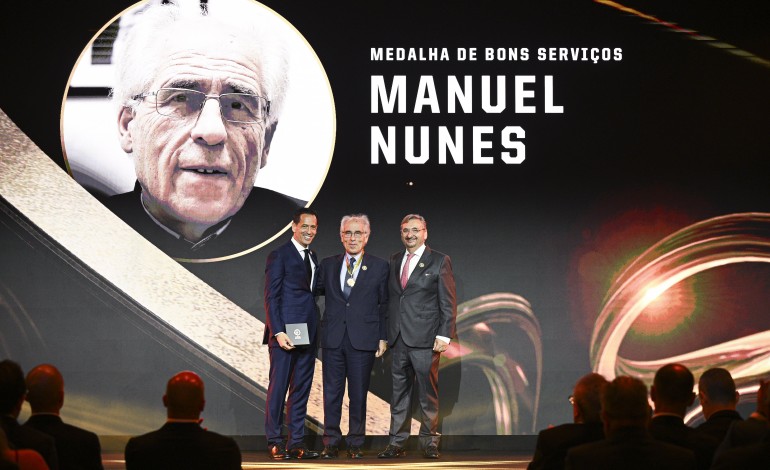 Manuel Nunes foi agraciado com a medalha dos Bons Serviços