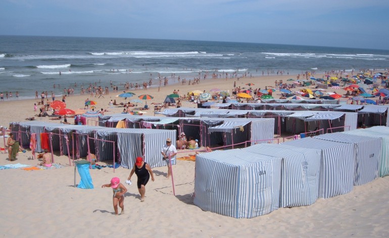 ja-se-pode-ir-a-banhos-na-praia-da-vieira