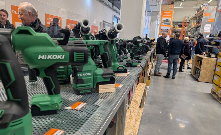 Espaço tem oferta de milhares de artigos para a construção civil