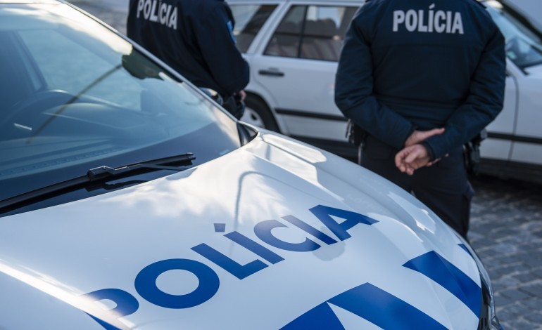 psp-apanha-cinco-pessoas-fugidas-a-justica-em-accao-de-prevencao-em-leiria