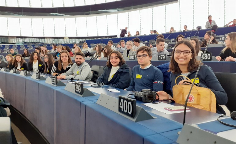 Jovens de Leiria estiveram em Estrasburgo a participar no Euroscola