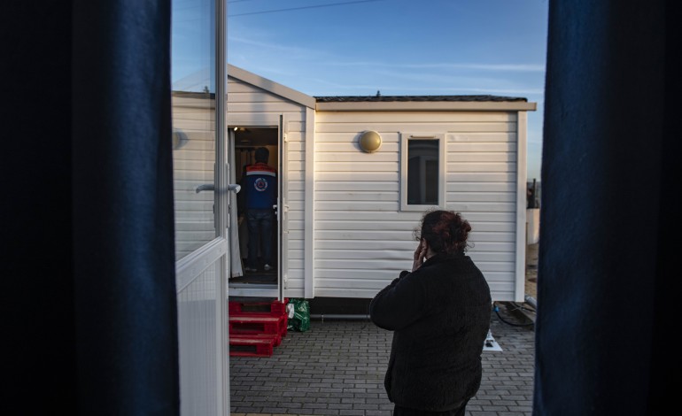 casas-moveis-dao-alento-temporario-a-quem-ficou-sem-o-seu-lar