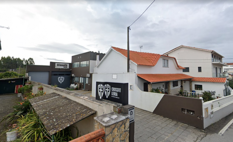 tribunal-de-leiria-condena-homem-que-invadiu-ginasio-devido-a-barulho