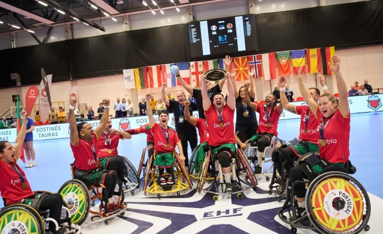 joao-jeronimo-e-maria-albertina-relvas-celebram-titulo-europeu-de-andebol-em-cadeira-de-rodas