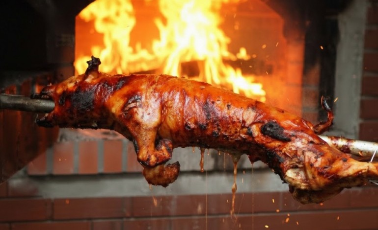 valor-do-porco-cai-para-produtor-mas-distribuicao-segura-preco-do-leitao-para-a-consoada