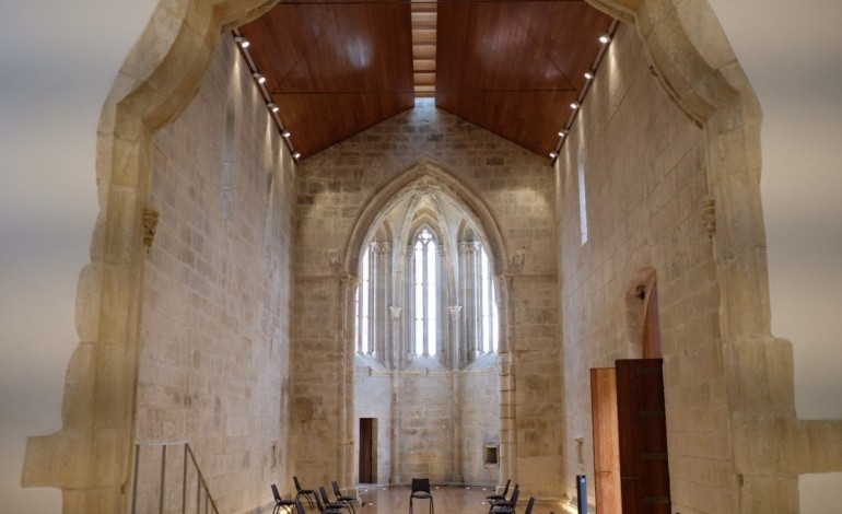 poesia-e-musica-do-rei-d-dinis-para-ouvir-no-castelo-de-leiria