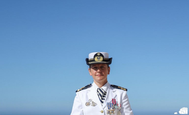 diana-azevedo-e-a-primeira-mulher-a-comandar-o-porto-da-nazare